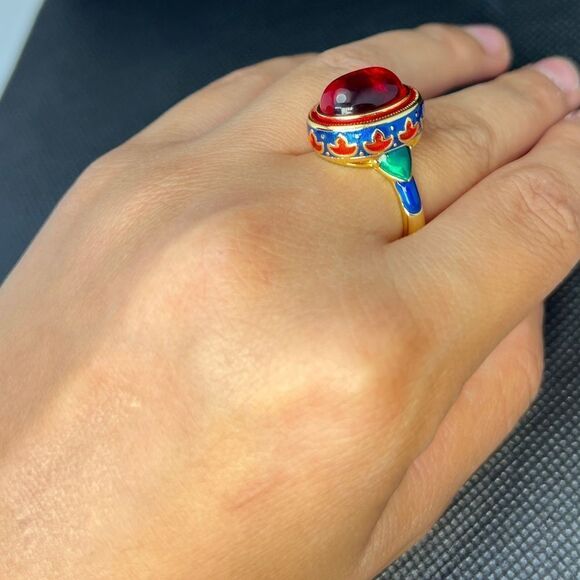 Red Cabochon Enamel Ring - Picture 13 of 17
